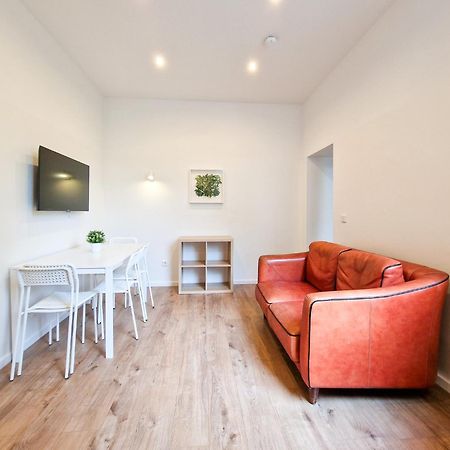 Raj Living - 1 Or 3 Room Apartments - 20 Min Messe Dus And Old Town Dus Düsseldorf Exterior foto