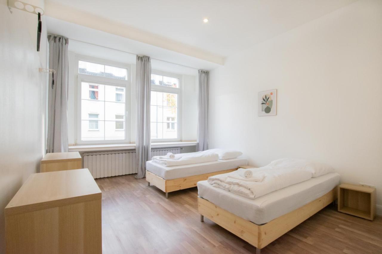 Raj Living - 1 Or 3 Room Apartments - 20 Min Messe Dus And Old Town Dus Düsseldorf Exterior foto