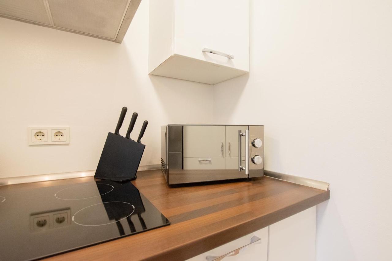 Raj Living - 1 Or 3 Room Apartments - 20 Min Messe Dus And Old Town Dus Düsseldorf Exterior foto