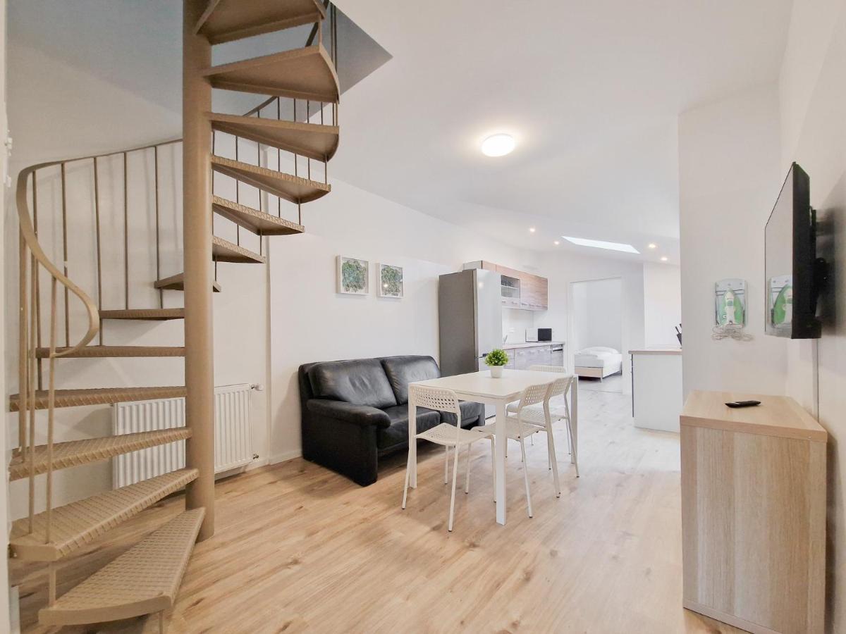 Raj Living - 1 Or 3 Room Apartments - 20 Min Messe Dus And Old Town Dus Düsseldorf Exterior foto