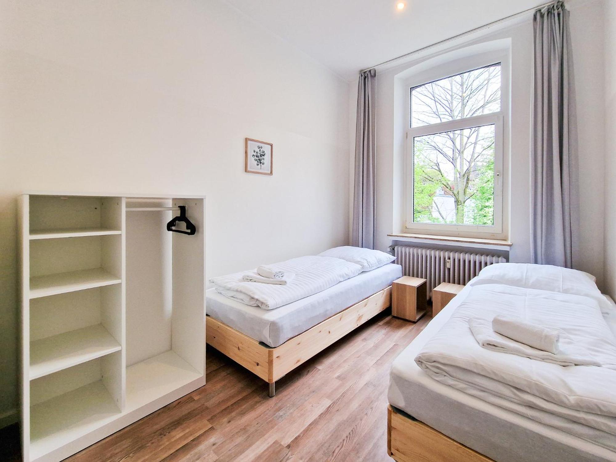 Raj Living - 1 Or 3 Room Apartments - 20 Min Messe Dus And Old Town Dus Düsseldorf Exterior foto