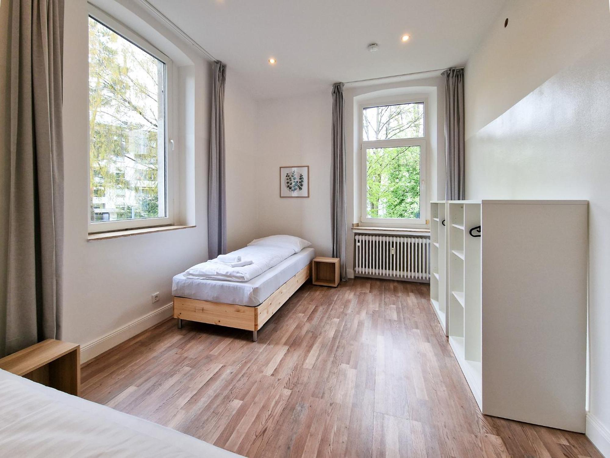 Raj Living - 1 Or 3 Room Apartments - 20 Min Messe Dus And Old Town Dus Düsseldorf Exterior foto